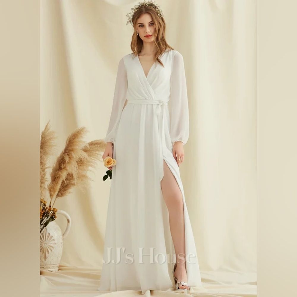 Champagne JJ's house gown